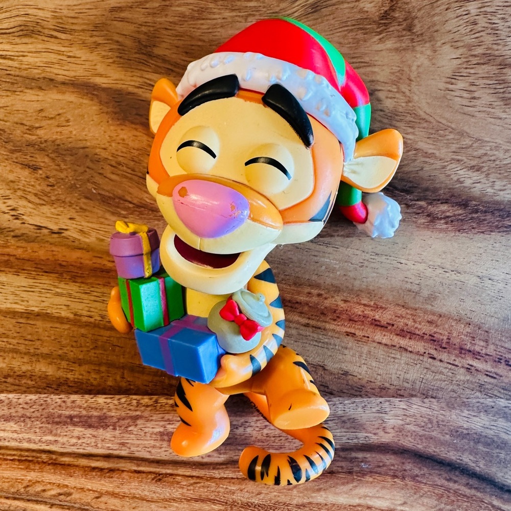 Disney Funko Pop Holiday Tree Tigger Winnie The Pooh 2022 Figure 4.5”